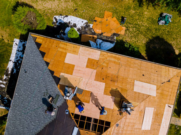 Best Commercial Roofing Services  in Suamico, WI