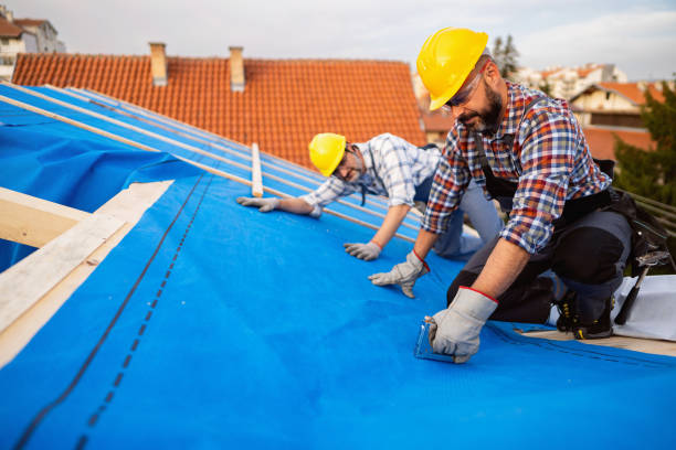 Best Commercial Roofing Services  in Suamico, WI